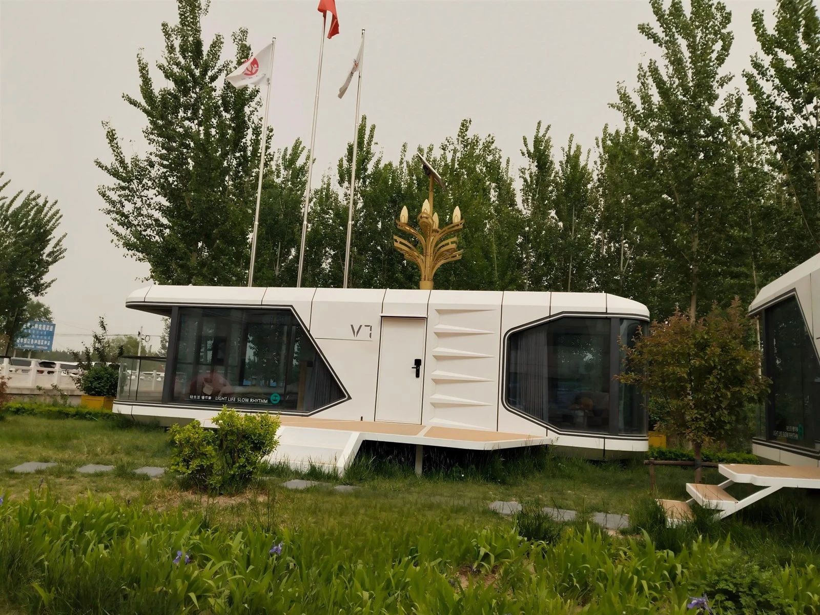 Model Caban Gofod V7: Dewis eang ac aml-swyddogaethol ar gyfer amgylchedd byw...